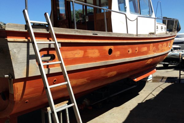 restoretion-of-antique-boat